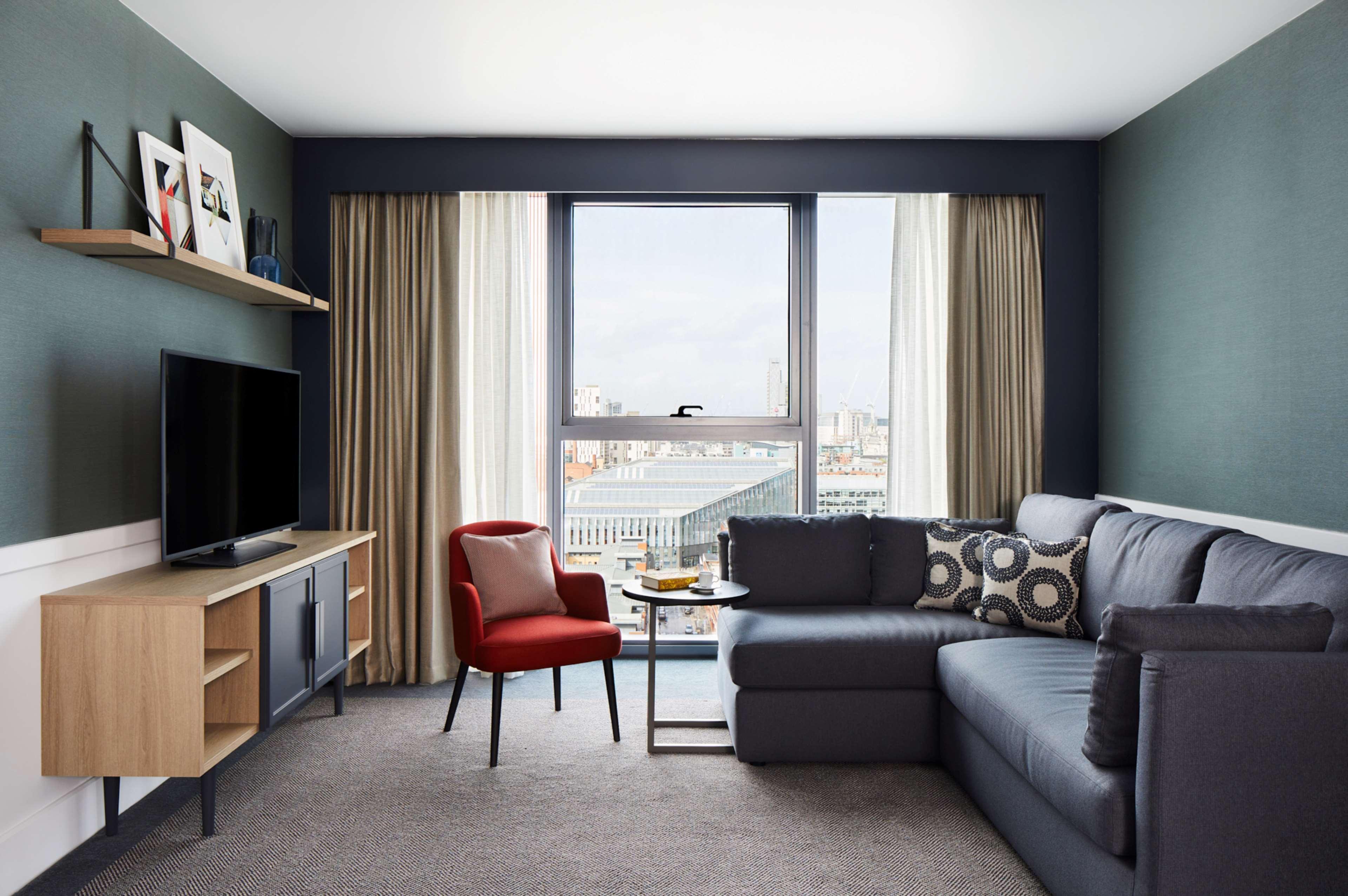 Hyatt House Манчестър Екстериор снимка