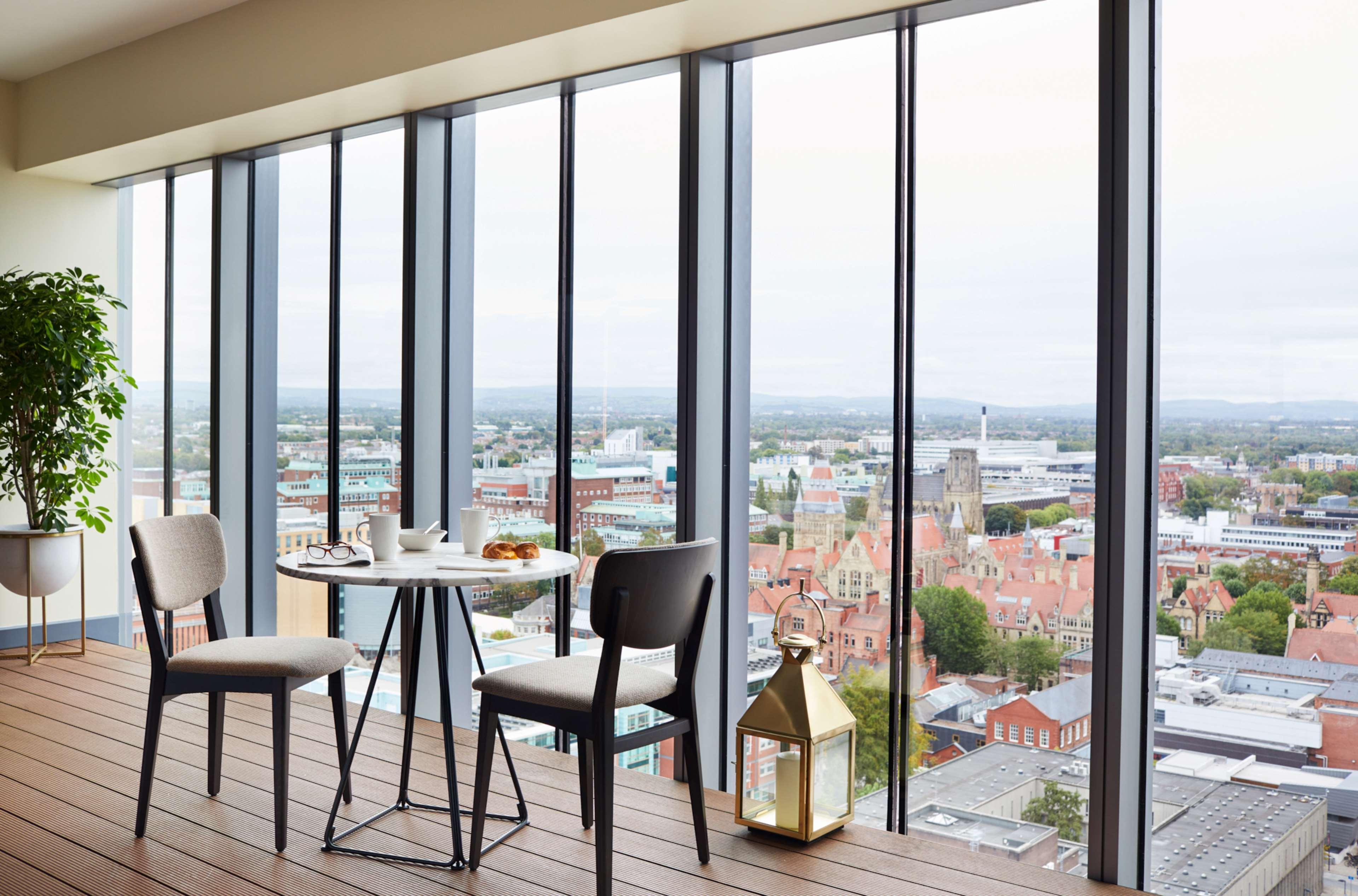 Hyatt House Manchester Aparthotel Екстериор снимка